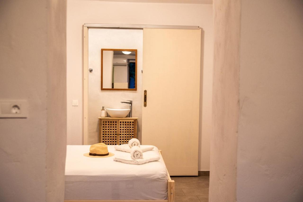 Feneri 3 -Cozy Rustic Apt 20' From Elafonisi Beach Perivolia  Esterno foto
