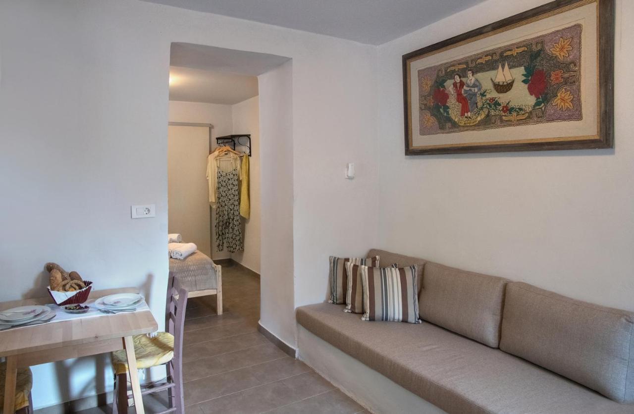 Feneri 3 -Cozy Rustic Apt 20' From Elafonisi Beach Perivolia  Esterno foto